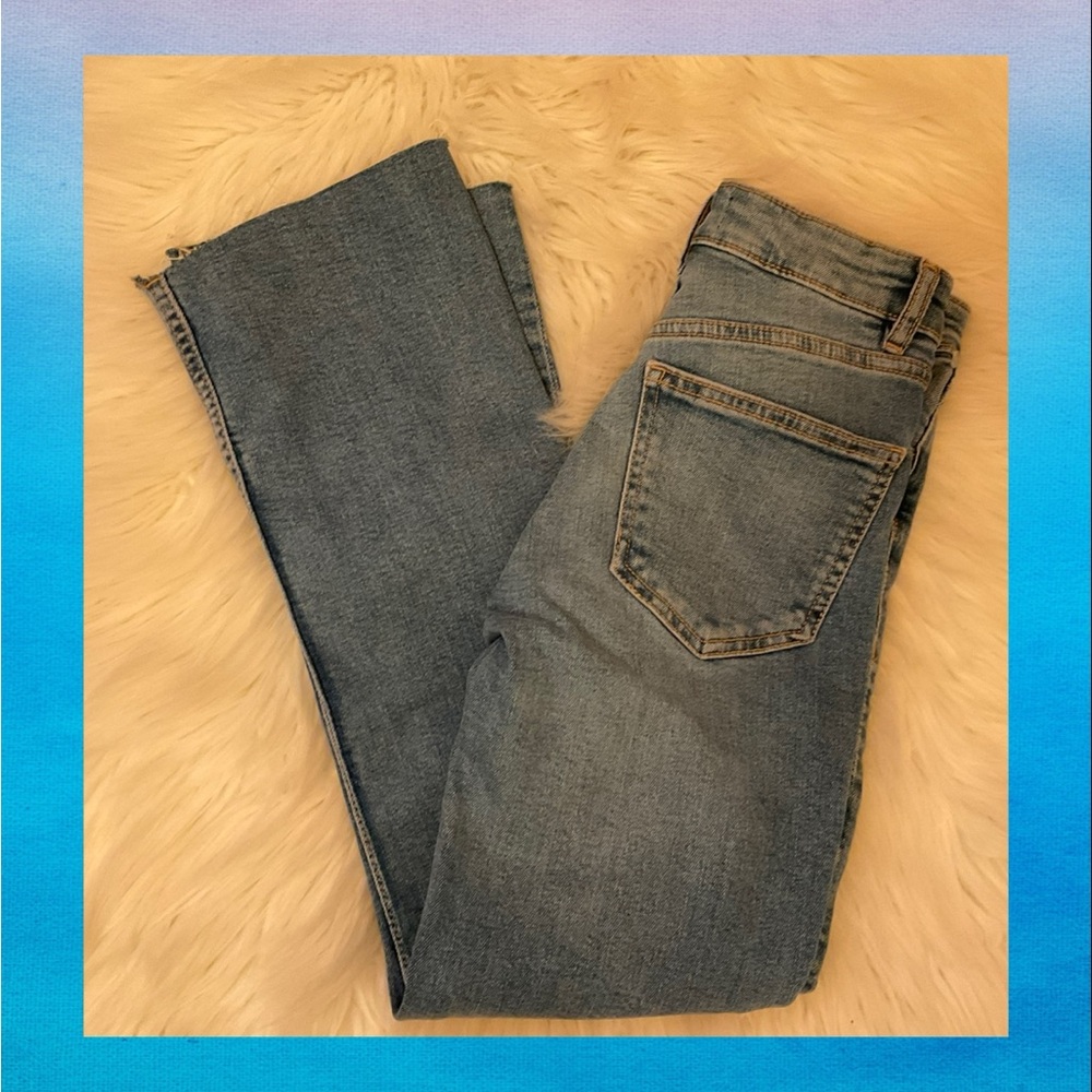 Zara Medium Blue Cropped Straight-Leg Jeans